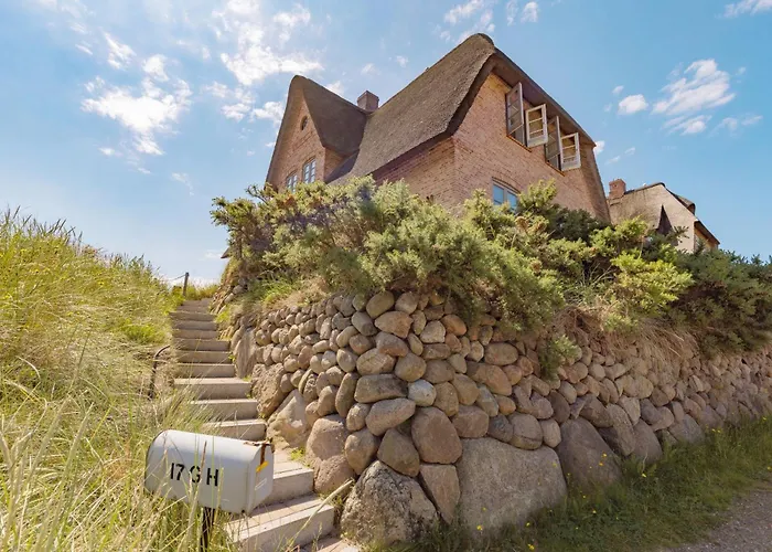 Ausblick - Jonna Nyaraló List