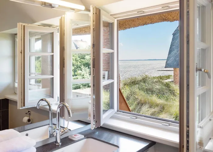 Ausblick - Jonna Nyaraló List