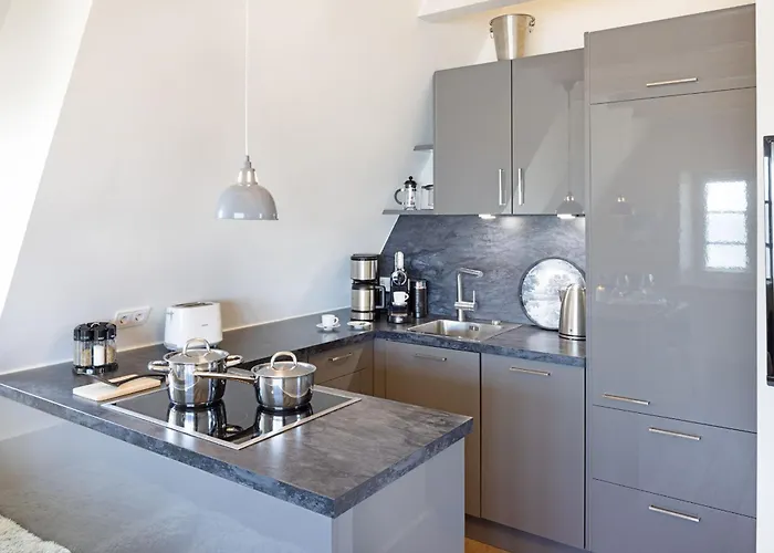 Ausblick - Jonna Nyaraló *